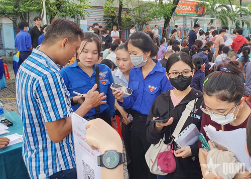  Các ngày hội tuyển dụng - việc làm là hoạt động thiết thực góp phần mở rộng cơ hội việc làm cho nhân lực trẻ.