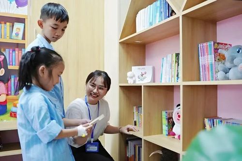 Thư viện tại Bệnh viện Phổi Nghệ An với hơn 1.000 đầu sách.