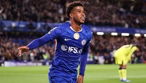 Thương vụ Andrey Santos được kỳ vọng sẽ mang lại sự đột phá cho tuyến giữa của Man United trong mùa giải mới.Ảnh: Internet.