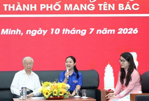Huỳnh Anh Thư nói về động lực học tập, cống hiến tại thành phố mang tên Bác.