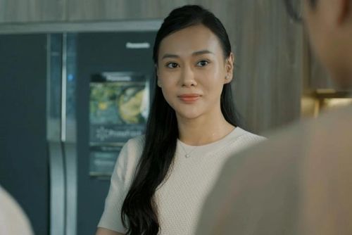 Gió Ngang Khoảng Trời Xanh từng đánh dấu màn tái xuất của Phương Oanh trên sóng truyền hình sau nhiều năm vắng bóng. Ảnh: VTV.