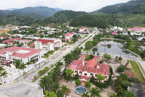 Vùng cao Đà Nẵng đang có nhiều cơ chế thuận lợi để hướng tới đạt được mục tiêu tăng trưởng hai con số. Ảnh: HỒ QUÂN