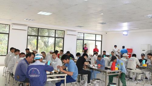 Đời sống của công nhân, người lao động được các doanh nghiệp đặc biệt quan tâm.