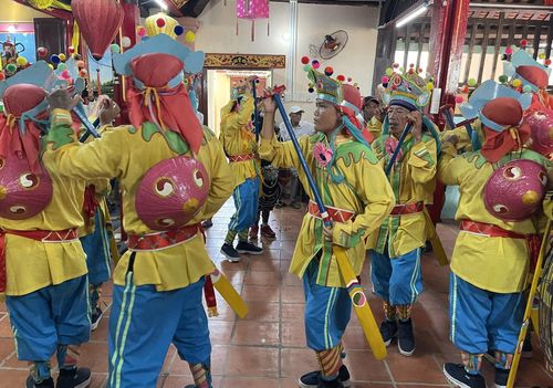 Hoạt động Lễ hội Cầu ngư diễn ra tại vạn Thủy Tú