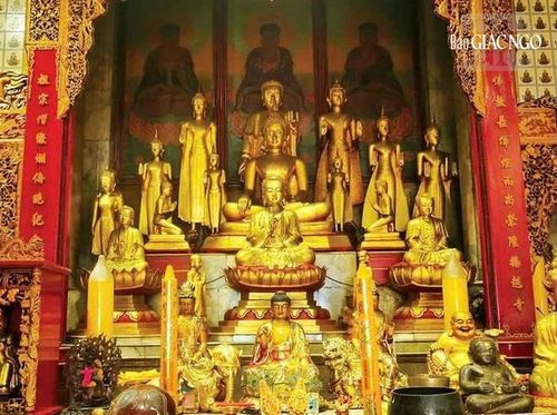 Chánh điện chùa Từ Tế (Bangkok, Thái Lan) - Ảnh: Giác Hạnh