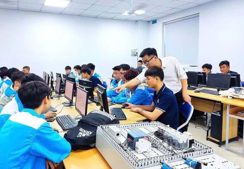 Việc sắp xếp các cơ sở giáo dục nghề nghiệp, trường dạy nghề phải bảo đảm khắc phục tình trạng phân tán. Ảnh: Bộ GD-ĐT