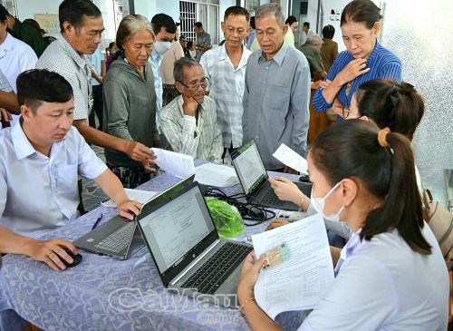 Người dân được hỗ trợ kết nối, tích hợp thông tin Sổ sức khỏe điện tử vào tài khoản định danh điện tử trên ứng dụng VNeID.
