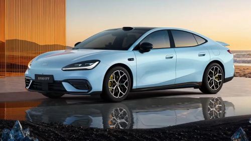 Geely trình làng mẫu sedan thuần điện Galaxy TT. Ảnh: Geely.