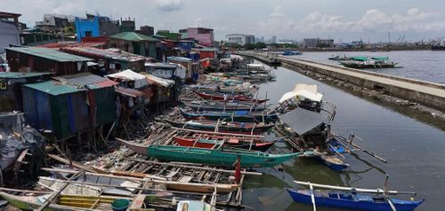  Tại Philippines, số người thiệt mạng do sạt lở đất và các sự cố khác do ảnh hưởng của bão Bavi đã tăng lên 18 người, trong đó phần lớn ở đảo Mindanao. 