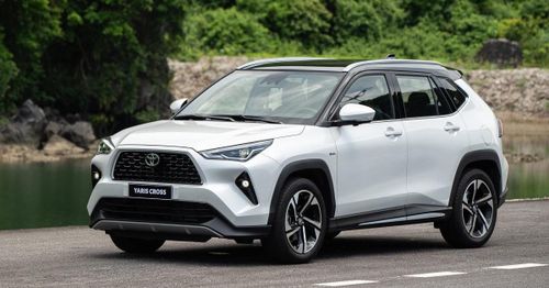 Yaris Cross HEV là mẫu xe thứ 3 của Toyota góp mặt trong danh sách này. Ảnh: TMV