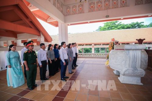 Mỗi công trình, mỗi dấu tích tại Khu di tích lịch sử cách mạng Bình Thành đều kể lại câu chuyện về lòng yêu nước, ý chí bất khuất và sự hy sinh của các thế hệ đi trước, góp phần lan tỏa giá trị lịch sử đến hôm nay. Ảnh: Giang Phương – TTXVN