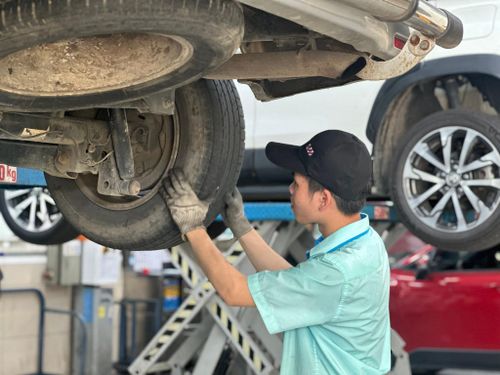 Sinh viên Trường Cao đẳng Đà Nẵng thực hành các kỹ năng nghề trong môi trường sát thực tế. Ảnh: NAM BÌNH