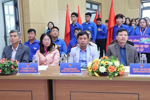 Các đại biểu tham dự