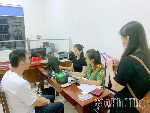 Phòng Quản lý xuất nhập cảnh - Công an tỉnh tăng cường nhiều giải pháp nhằm nâng cao hiệu quả công tác quản lý người nước ngoài trên địa bàn.
