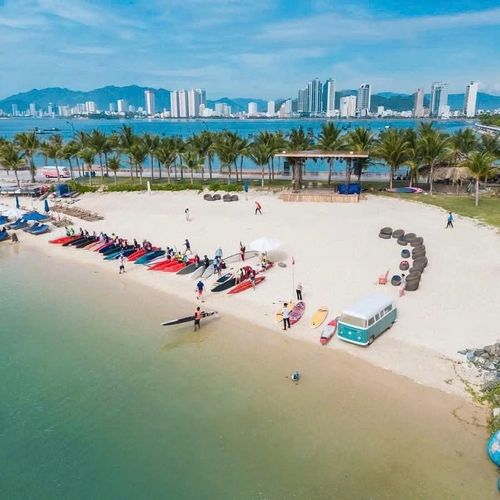Những di sản, danh lam thắng cảnh tại Khánh Hòa thu hút nhiều du khách, góp phần phát triển kinh tế - xã hội
