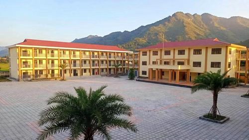 Đến thời điểm hiện tại tiến độ công trình đã đạt hơn 90%, trong đó có 6 trên 13 khối nhà đã cơ bản hoàn thiện.