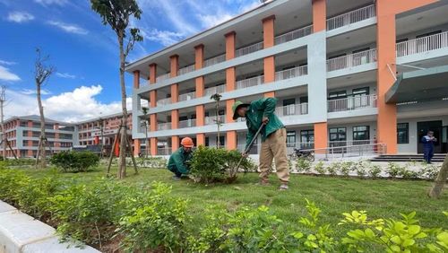 Các khối nhà, hệ thống cây xanh, khuôn viên cũng đã hoàn thiện.
