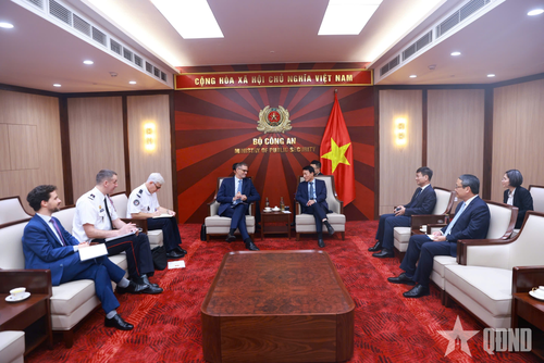 Quang cảnh buổi tiếp.