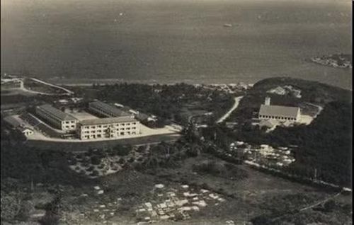 Thánh Kinh Thần Học Viện Tin Lành xưa - hiện nay một phần là Thư viện Trườ̀ng Đại học Nha Trang