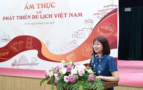 Bà Nguyễn Thị Hoa Mai - Phó Cục trưởng Cục Du lịch Quốc gia Việt Nam.