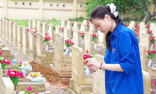 Dù chỉ là những đóng góp nhỏ bé, nhưng mỗi đoàn viên, thanh niên đều mang niềm tự hào và trách nhiệm, góp phần vào hành trình thiêng liêng tìm lại danh tính cho các anh hùng liệt sĩ.