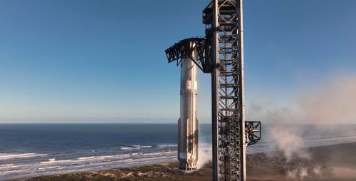 Đôi đũa cả Mechazill. Ảnh SpaceX