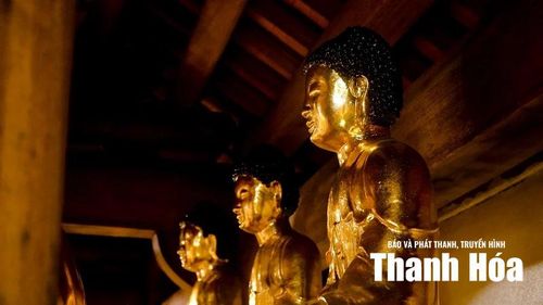 Ba pho tượng Tam Thế có niên đại từ thế kỷ XVIII