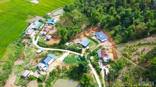 Một góc bản Khẩu Cắm, xã Mường Phăng.