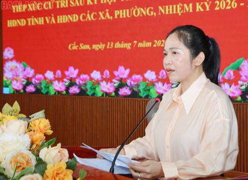 Các ý kiến, kiến nghị của cử tri được lãnh đạo các ngành chức năng của tỉnh tiếp thu, trả lời tại hội nghị.