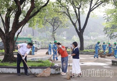 Chung tay xây dựng môi trường sống an toàn, lành mạnh, hướng tới mục tiêu phát triển bền vững.