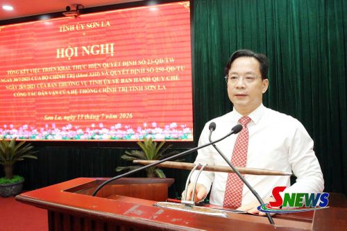 Đồng chí Bí thư Tỉnh ủy phát biểu kết luận hội nghị.