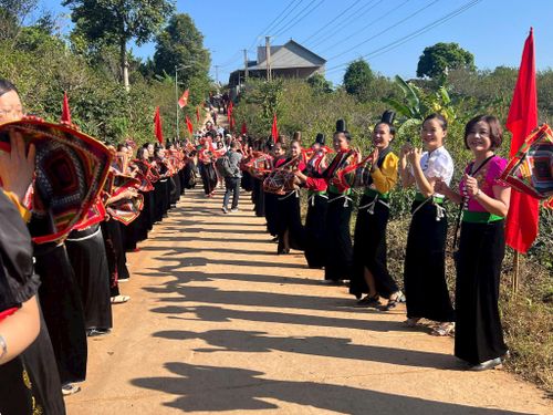 Nền tảng văn hóa là ưu thế để Điện Biên phát triển du lịch cộng đồng