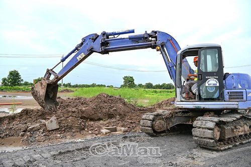  Dự án Đầu tư hệ thống hạ tầng kỹ thuật Khu tái định cư phường Bạc Liêu đang được đẩy nhanh tiến độ thi công.