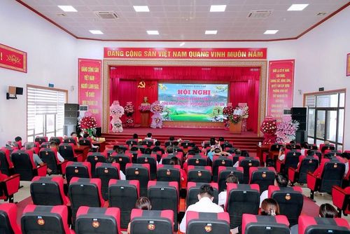 Quang cảnh hội nghị. Ảnh: DDCI BÌNH KHÊ