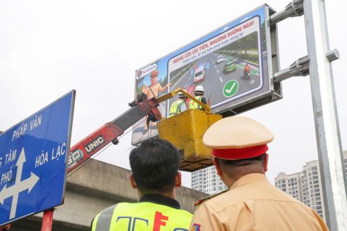 Màn hình Led sẽ cập nhật tình hình giao thông, ngập úng của Thủ đô theo thời gian thực, giúp người dân chủ động điều hướng giao thông phù hợp.