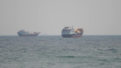 Mỹ - Iran tiếp tục đối đầu quanh Eo biển Hormuz, làm gia tăng lo ngại về an ninh năng lượng. Ảnh chụp từ video của Reuters