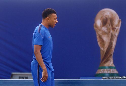 Mbappe đứng trước cơ hội đưa tuyển Pháp vào trận chung kết World Cup thứ ba liên tiếp.
