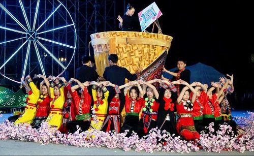 Nhờ triển khai đồng bộ các giải pháp, hoạt động du lịch trên địa bàn tỉnh tiếp tục duy trì đà tăng trưởng