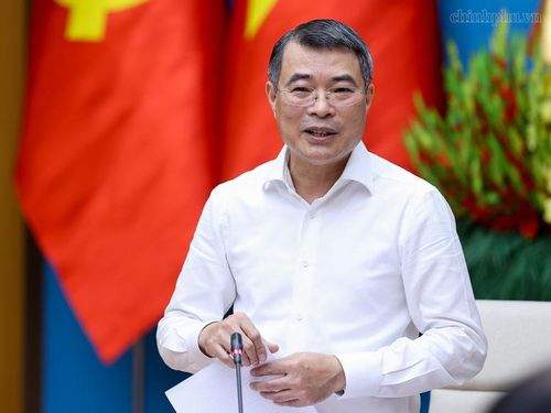 Thủ tướng Lê Minh Hưng đánh giá cao và biểu dương sự nỗ lực và những kết quả quan trọng bước đầu mà Đảng bộ, chính quyền, nhân dân các dân tộc tỉnh Phú Thọ đạt được trong thời gian qua - Ảnh: VGP/Nhật Bắc
