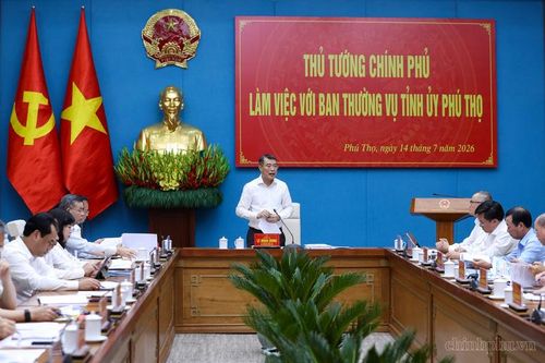 Thủ tướng chỉ đạo tỉnh khẩn trương hoàn thành việc giao kế hoạch đầu tư công trung hạn giai đoạn 2026-2030 - Ảnh: VGP/Nhật Bắc