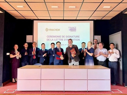 Vinachem làm việc với Hiệp hội Hoá chất vùng Normandie và ký kết Biên bản ghi nhớ hợp tác với France Chimie Normandie