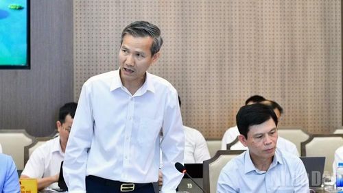  Lãnh đạo Bộ Nội vụ phát biểu ý kiến tại cuộc làm việc. (Ảnh: THANH GIANG) 