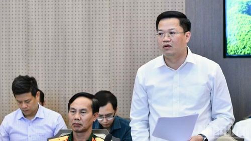  Lãnh đạo Bộ Tài chính phát biểu ý kiến tại cuộc làm việc. (Ảnh: THANH GIANG) 