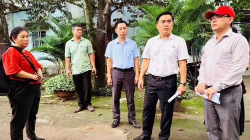 Đồng chí Hồ Văn Nam, Ủy viên Ban Thường vụ Thành ủy, Bí thư Đảng ủy, Chủ tịch Hội đồng nhân dân phường Trấn Biên cùng lãnh đạo địa phương luôn sâu sát chỉ đạo thực hiện công tác bồi thường, giải phóng mặt bằng các dự án.