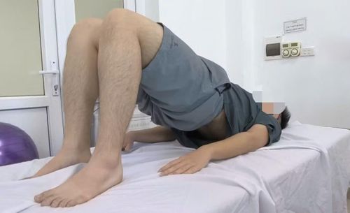 Bệnh nhân tập luyện - Ảnh BVCC