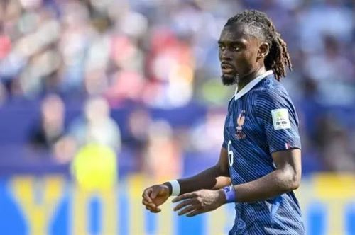 Trong một diễn biến khác, Man United cũng đã liên hệ với người đại diện của Manu Kone nhằm xúc tiến một thương vụ chuyển nhượng, sau khi từ bỏ mục tiêu Ederson của Atalanta.