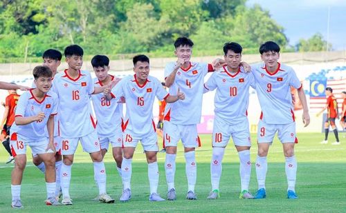 Theo quy định của FIFA, hai đội đứng đầu mỗi bảng đấu và 8/12 đội xếp thứ ba có thành tích tốt nhất sẽ giành vé lọt vào vòng 1/16 World Cup U17 2026. Ảnh: VFF.