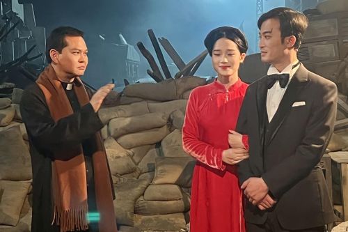 Phim "Đào, Phở và Piano" từng gây sốt phòng vé.