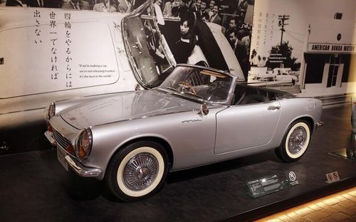 Honda S360 (1962).