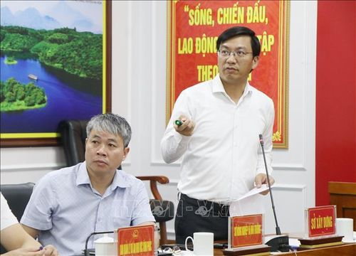 Giám đốc Sở Xây dựng tỉnh Phú Thọ Nguyễn Xuân Quang phát biểu tại hội nghị. Ảnh: Thu Hương/TTXVN